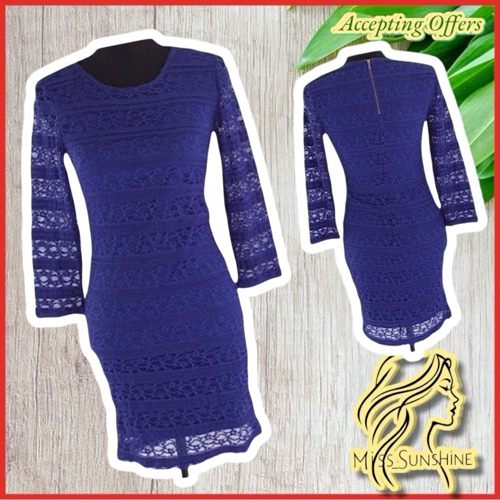 Forever 21 - Sz XS - lovely blue lace slip dress